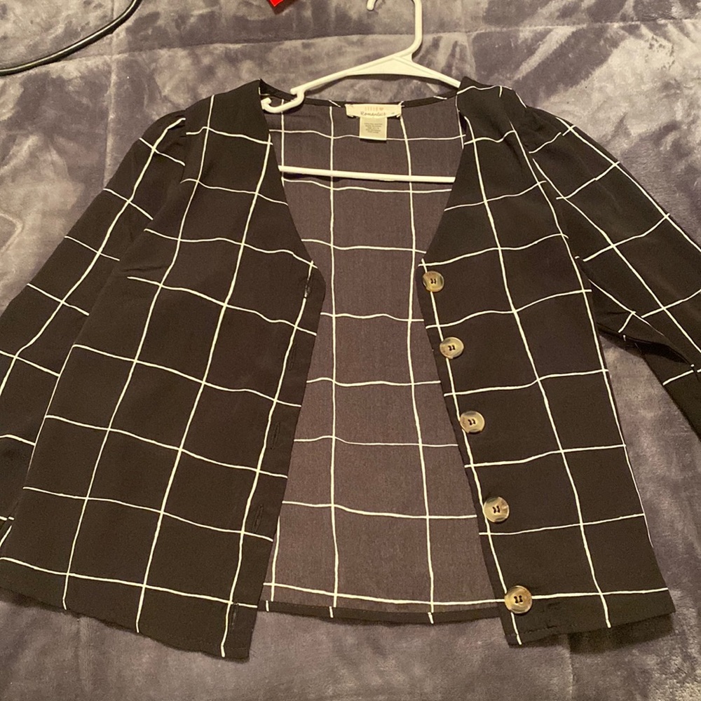 Cute button up, worn once